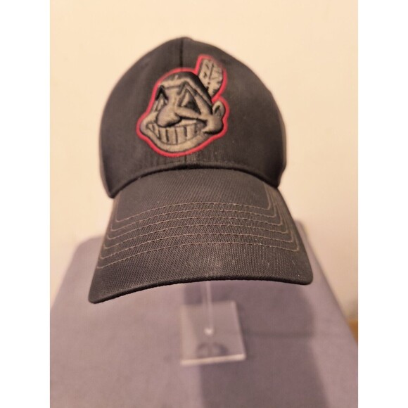 Fan Favorite Cleveland Indians Chief Wahoo  Black Gray Baseball Hat Adjustable - Picture 2 of 11